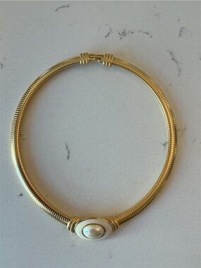 VTGMonet Vintage  Gold-Tone Collar pearl, snake choker 1980’s.